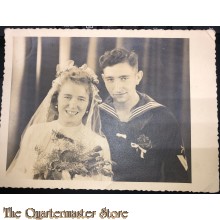 Photo (Mil. Postcard ) Marine angehoriger mit Ehefrau