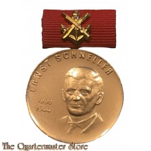 DDR - NVA Orden Ernst Schneller 1890-1944 medaille im Gold